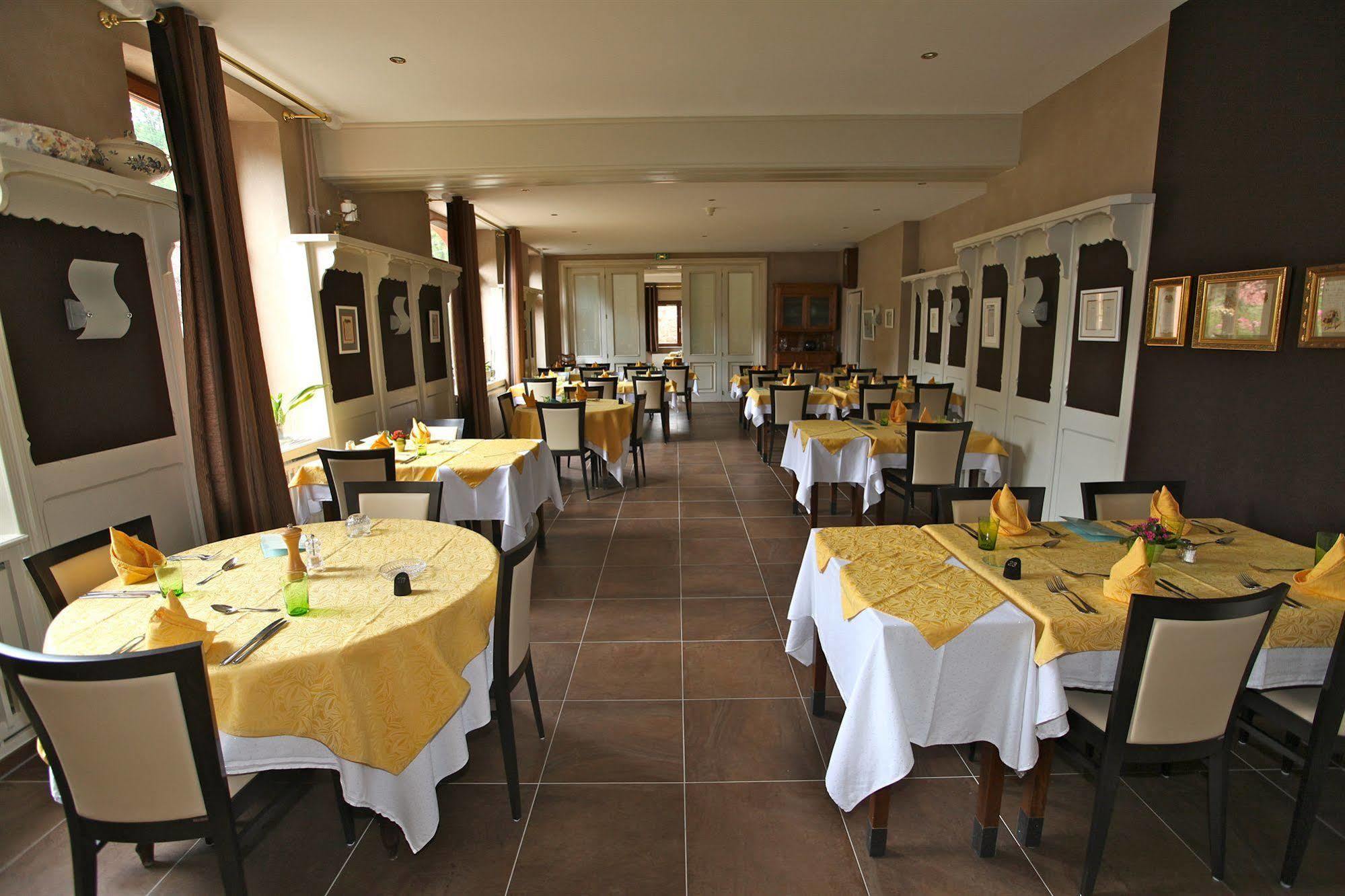 Auberge Des Mesanges Meisenthal Exterior photo